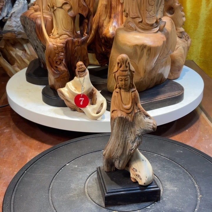 柏木（崖柏）崖柏   观音