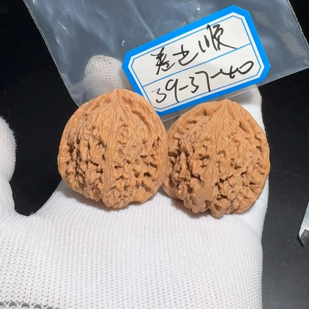 文玩核桃把件龍89号拧花