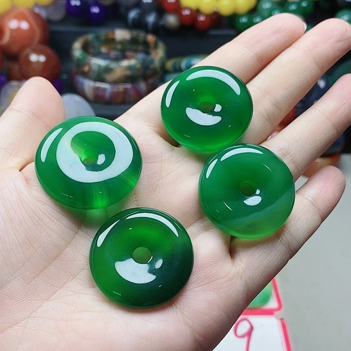 未镶嵌颈饰玛瑙/玉髓梦*