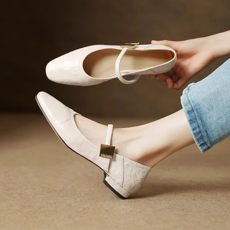 手工女鞋小皮不累脚单鞋女法式米白色方头金属扣一字带玛丽珍鞋