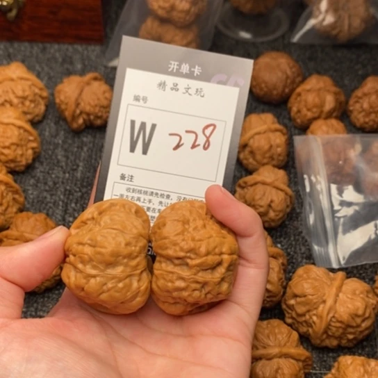 吊坠桃核朱**福我是第一百42