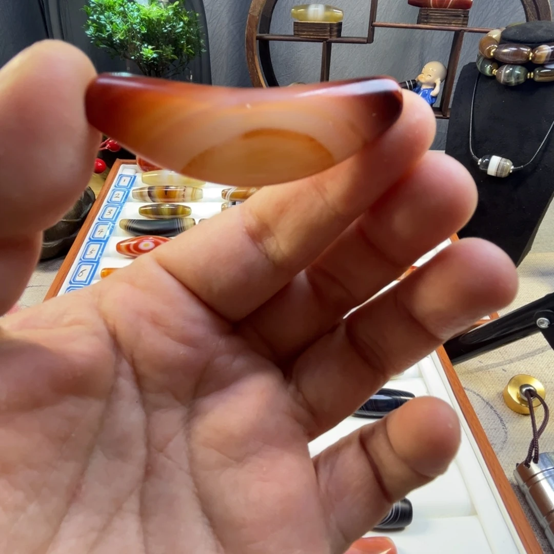 玛瑙/玉髓未镶嵌珠宝半成品