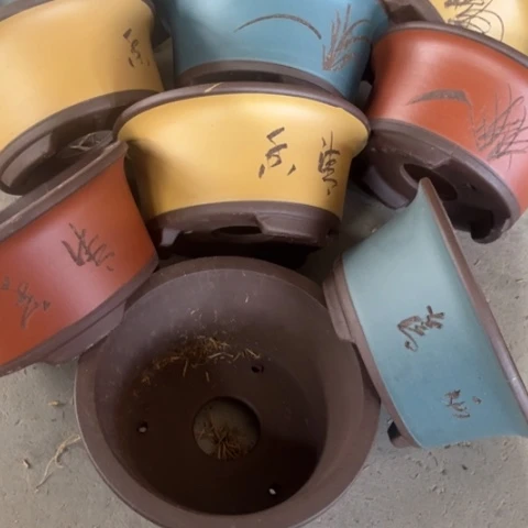 紫砂花盆100-9。           19-9