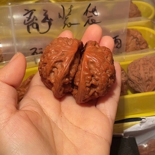 袁***言文玩核桃吊坠核桃