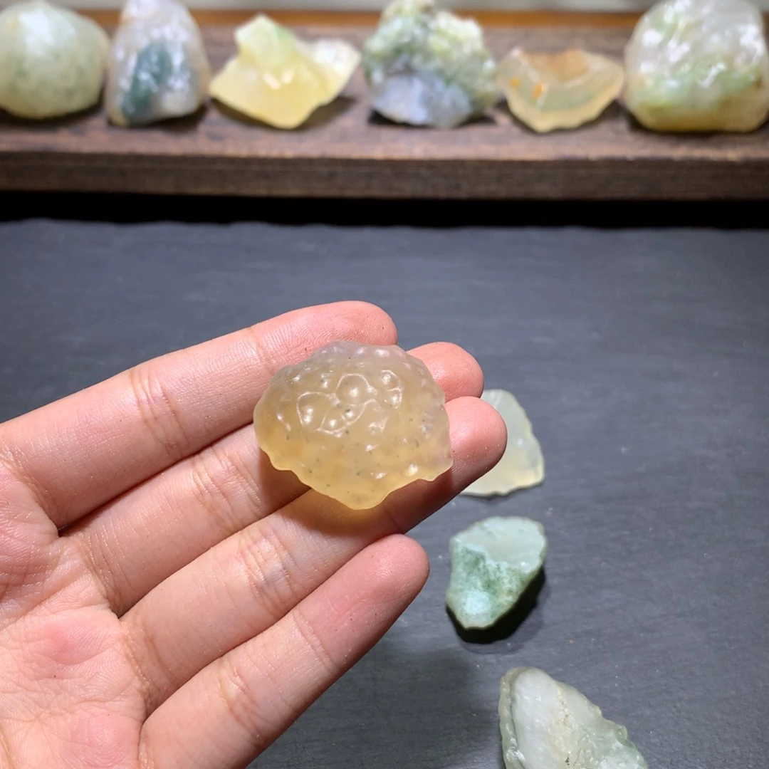 未镶嵌玛瑙/玉髓珠宝奇石