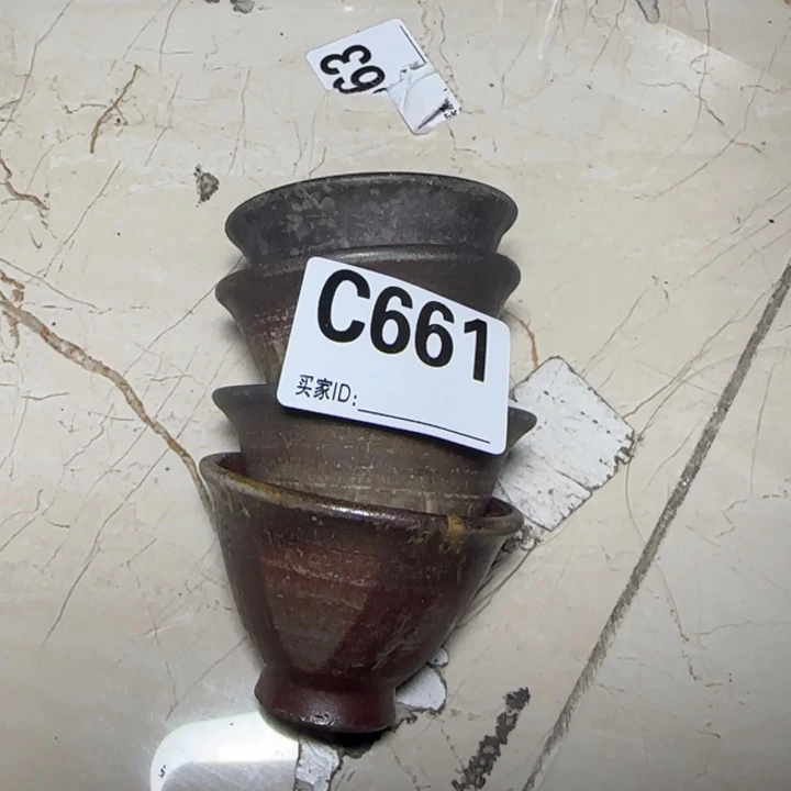 备前烧作品备前烧作品有一个内里粘窑