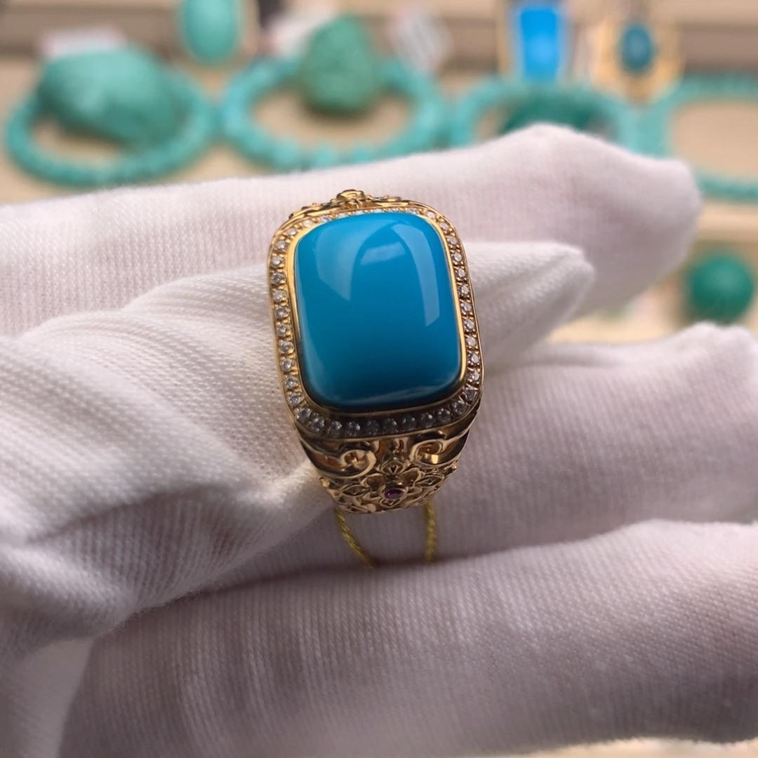 绿松石18K金镶嵌珠宝奇石