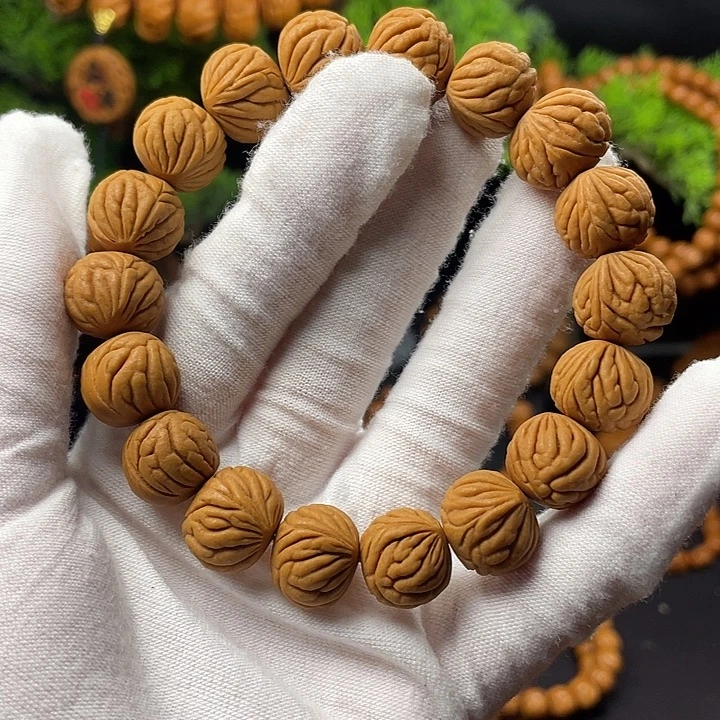 桃核吊坠秦岭龙纹桃核