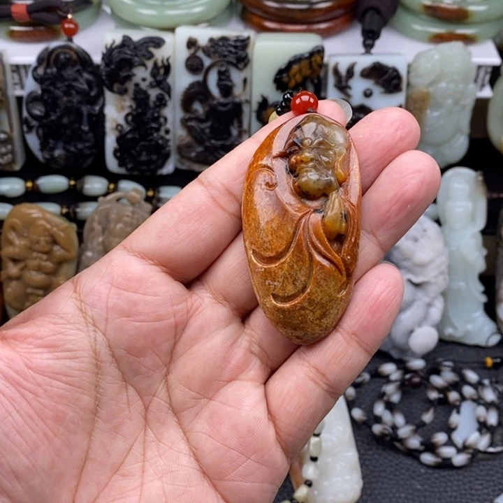 和田玉未镶嵌项链