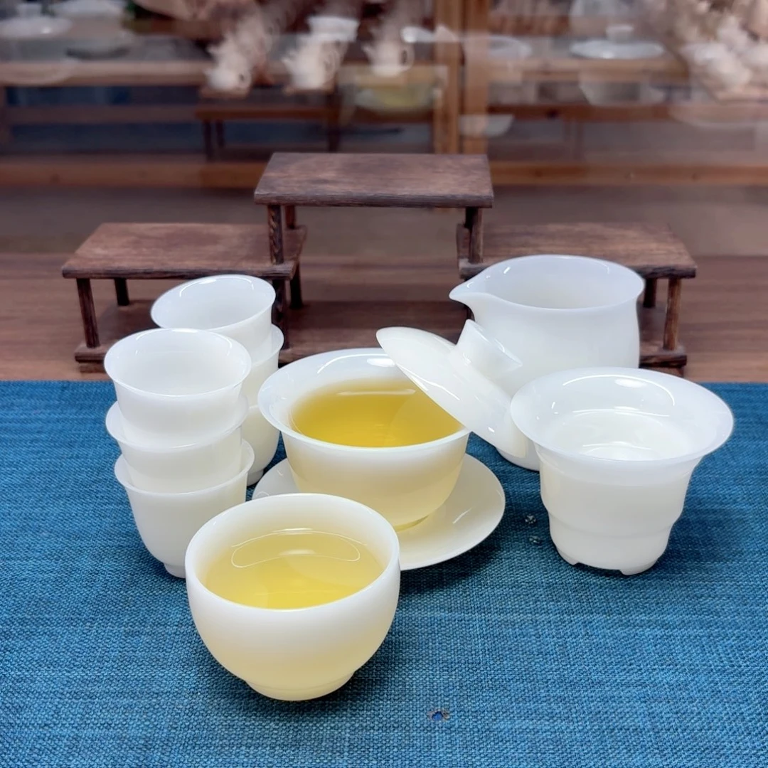 璞玉冰种玉瓷茶具