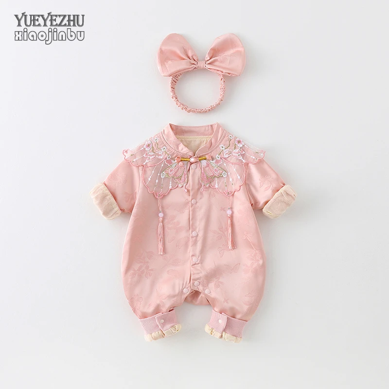 新中式婴儿衣服秋装长袖薄款女宝宝国风连体衣春秋套装满月百天潮