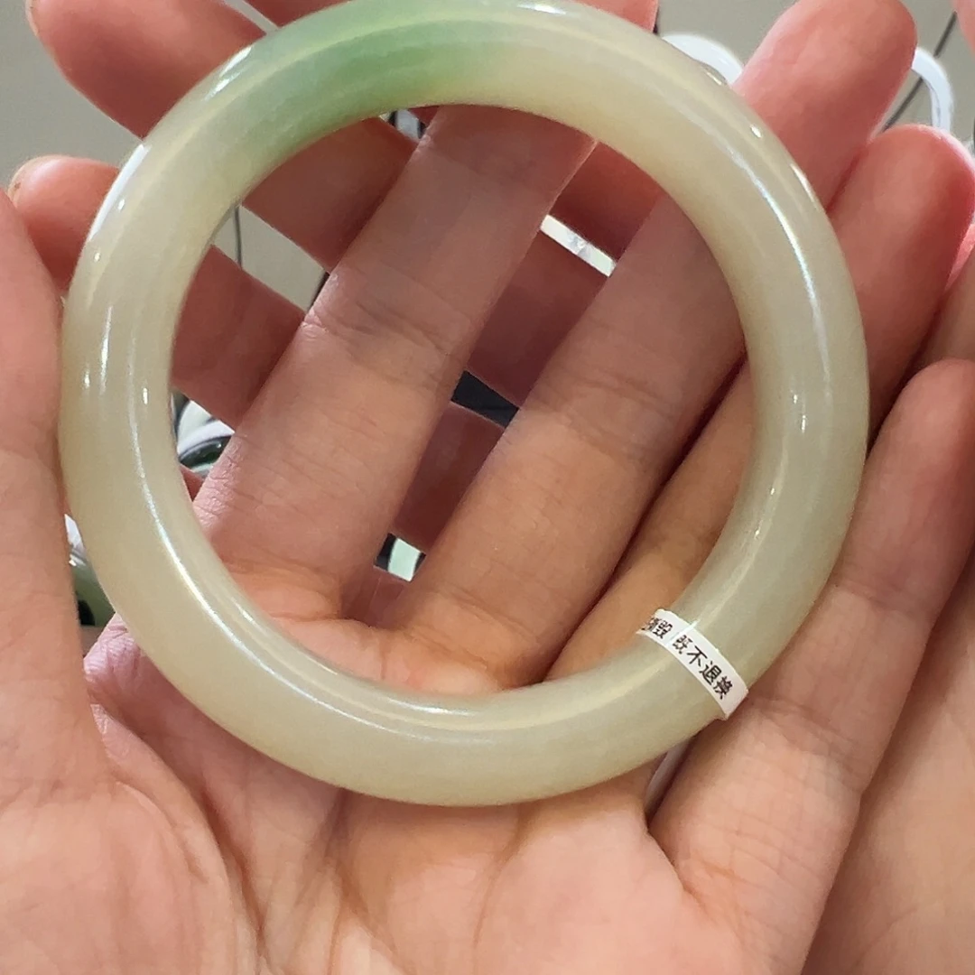 云***和田玉未镶嵌颈饰56