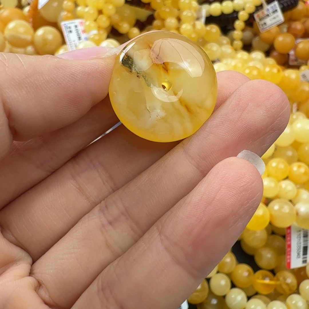 琥珀未镶嵌珠宝奇石