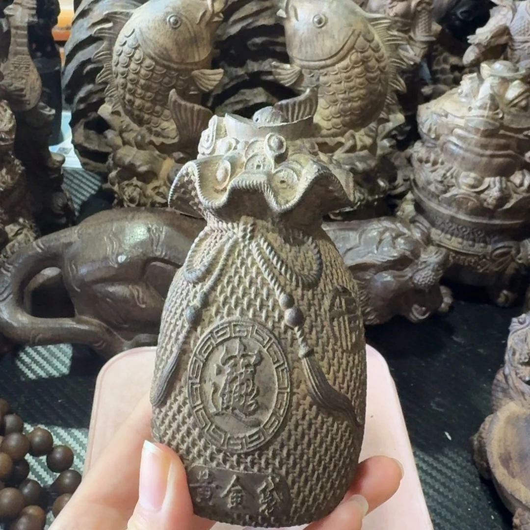 木家居用品摆件等