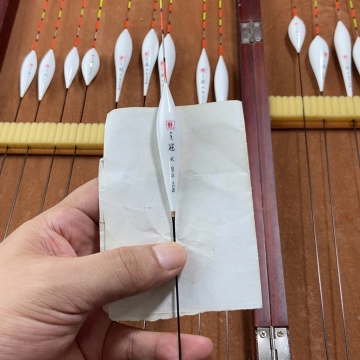 孔雀羽M****uGF16-2.6细尾一友