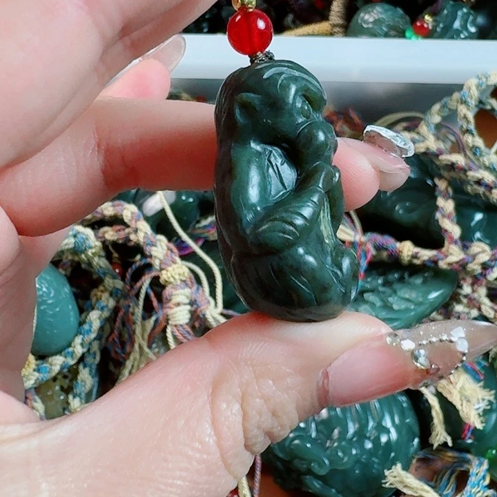 和田玉挂件未镶嵌