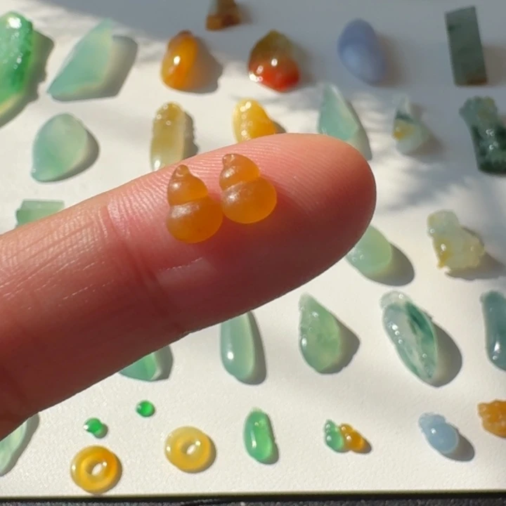 定制翡翠未镶嵌葫芦