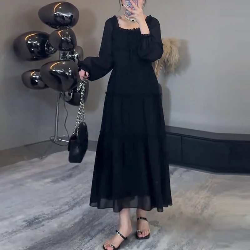 2025早秋黑色长袖连衣裙休闲风连衣裙气质时尚花边法式浪漫小黑裙