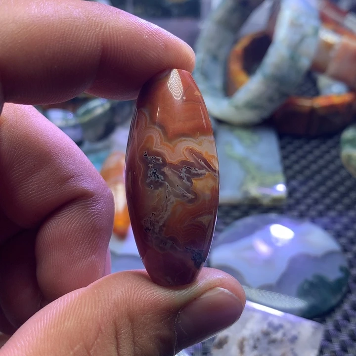 玛瑙/玉髓吊坠(赠链)未镶嵌易**士