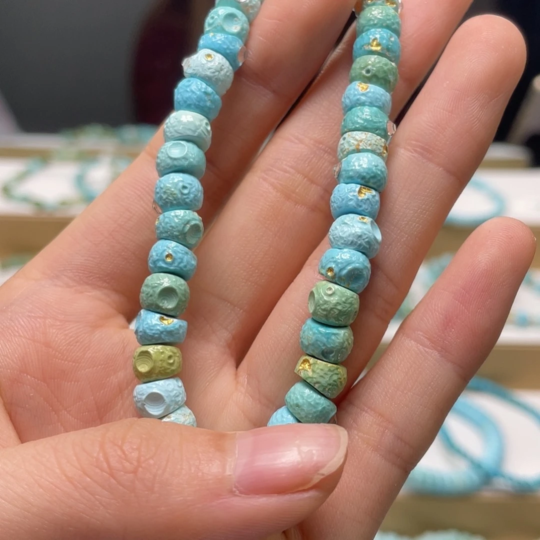 绿松石未镶嵌珠宝奇石