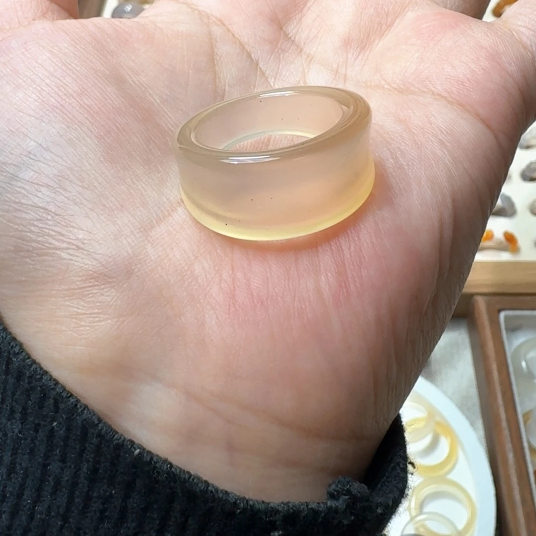 未镶嵌戒指玛瑙/玉髓521港23