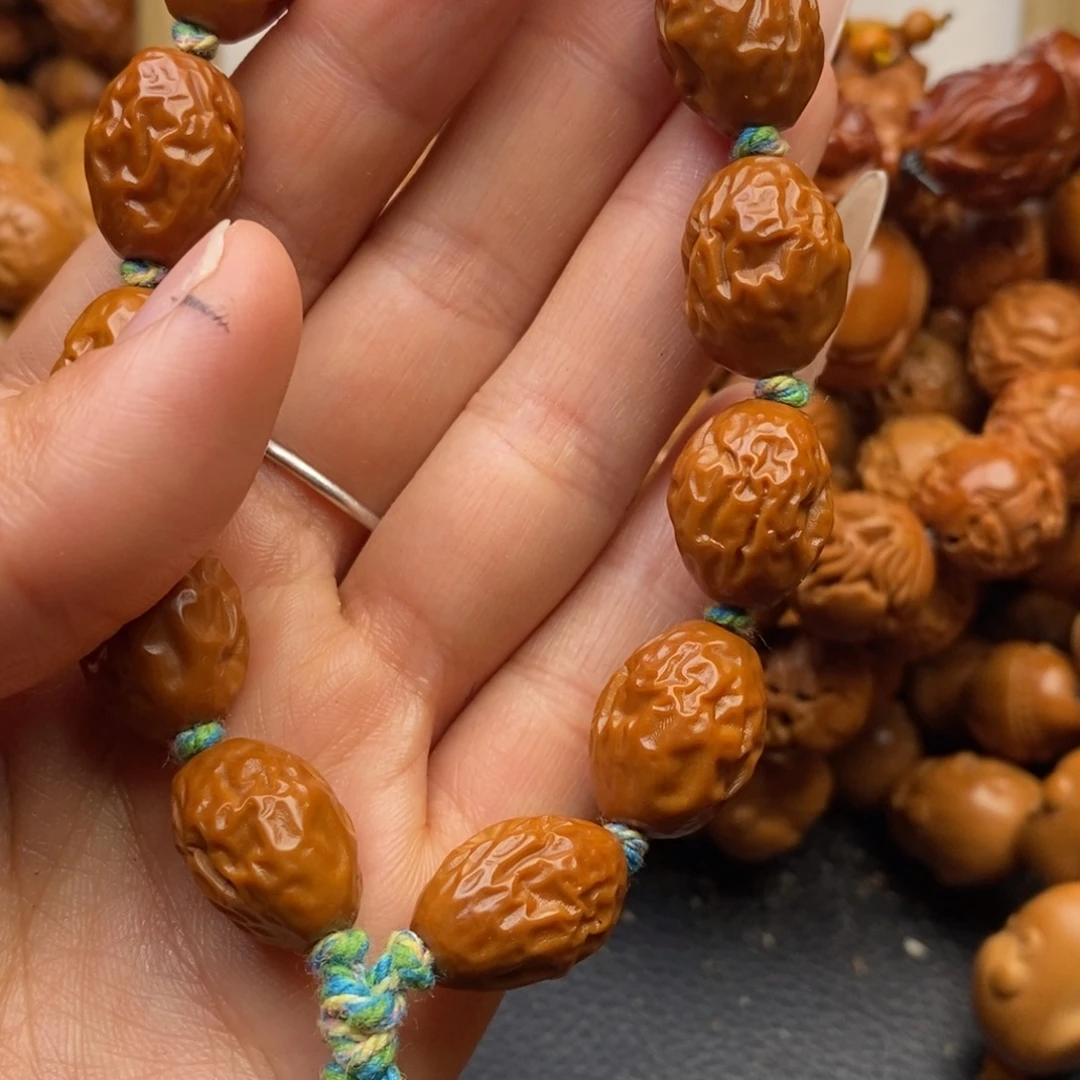 手串橄榄核小红枣