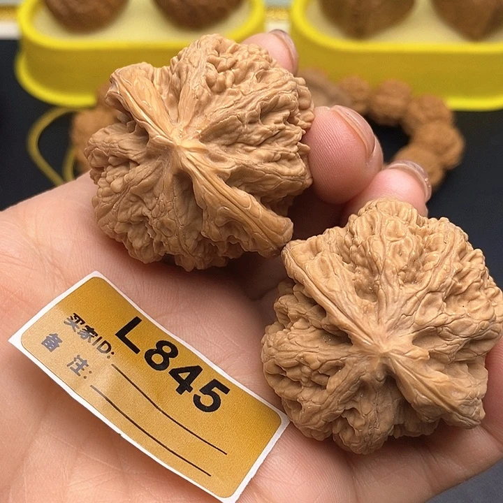 文玩核桃把件粗筋4,2
