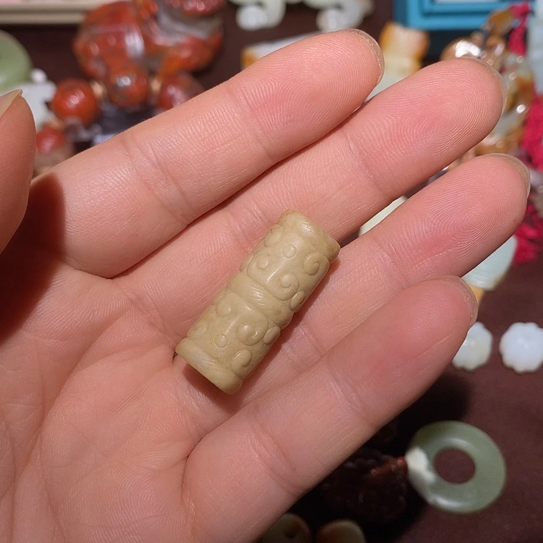 诗***方和田玉未镶嵌颈饰