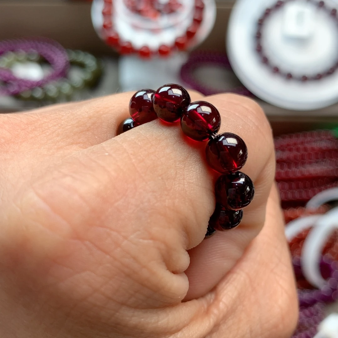 石榴石手串未镶嵌娇***?6.5