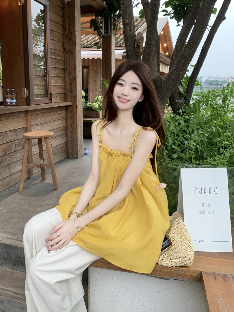 韩系花朵吊带压褶背心女2025夏季新款纯欲风减龄宽松系带外穿上衣