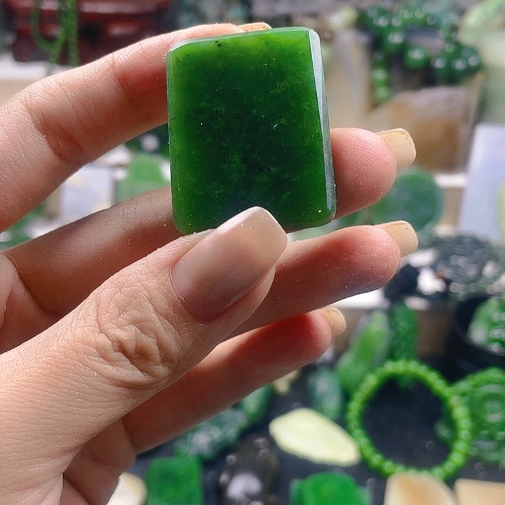 未镶嵌和田玉珠宝半成品