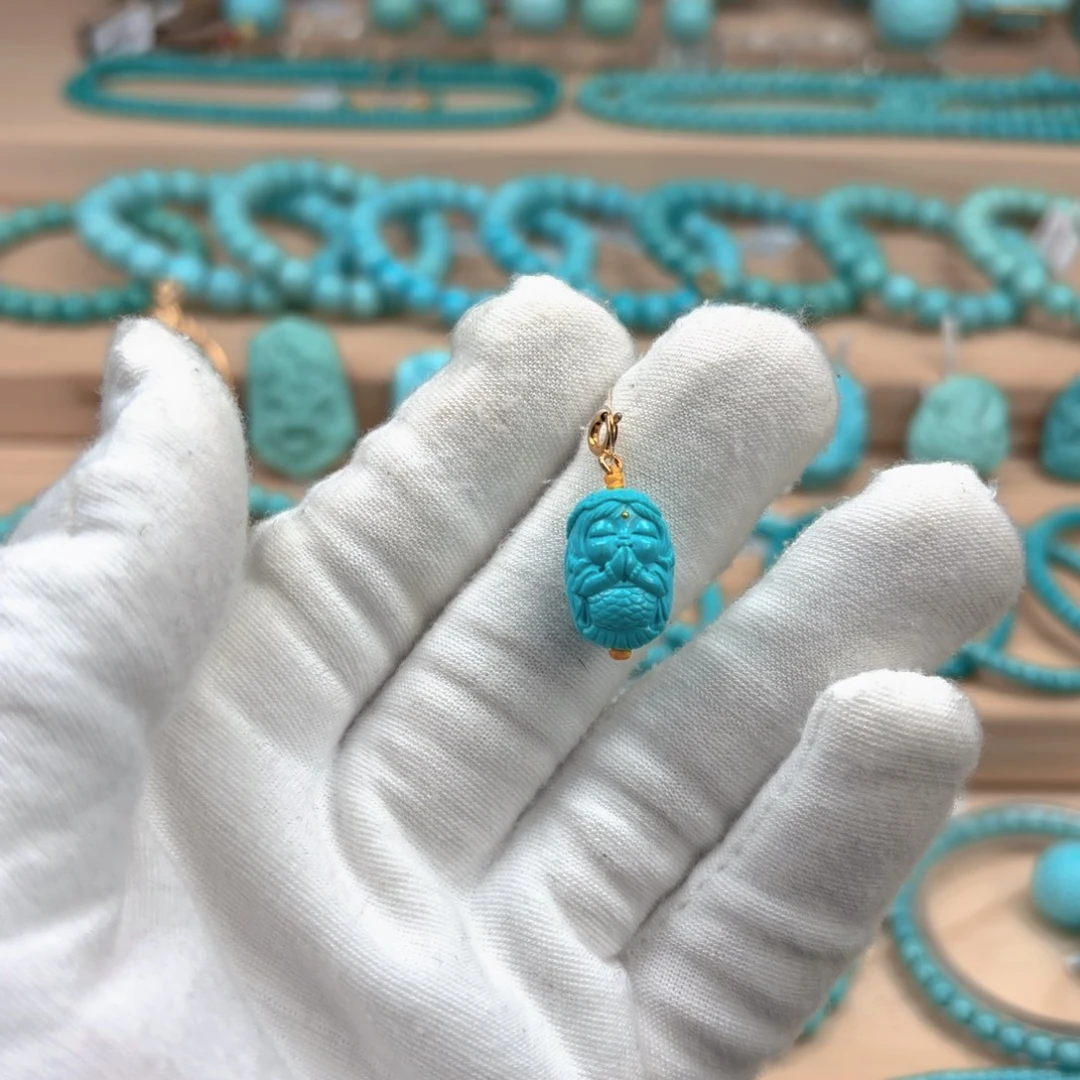 绿松石未镶嵌珠宝奇石