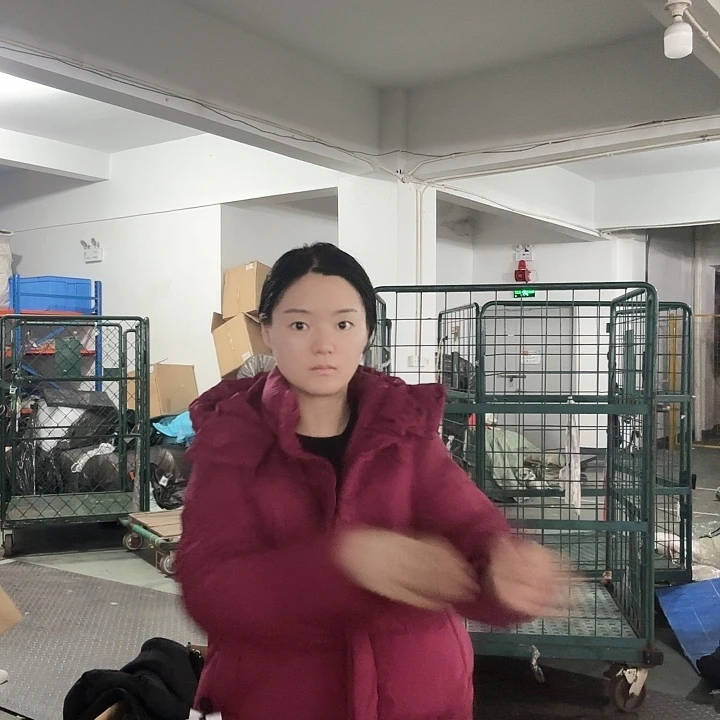 酒红色6码120斤穿棉服有帽