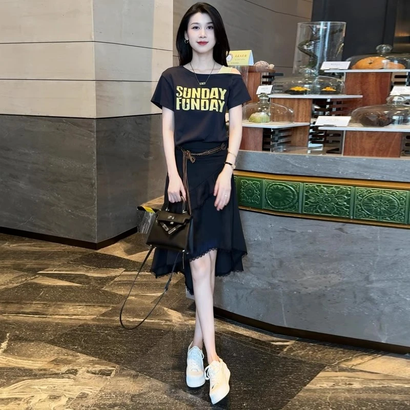 2025夏季新款洋气显瘦短袖T恤半身裙休闲减龄两件套时尚套装裙女