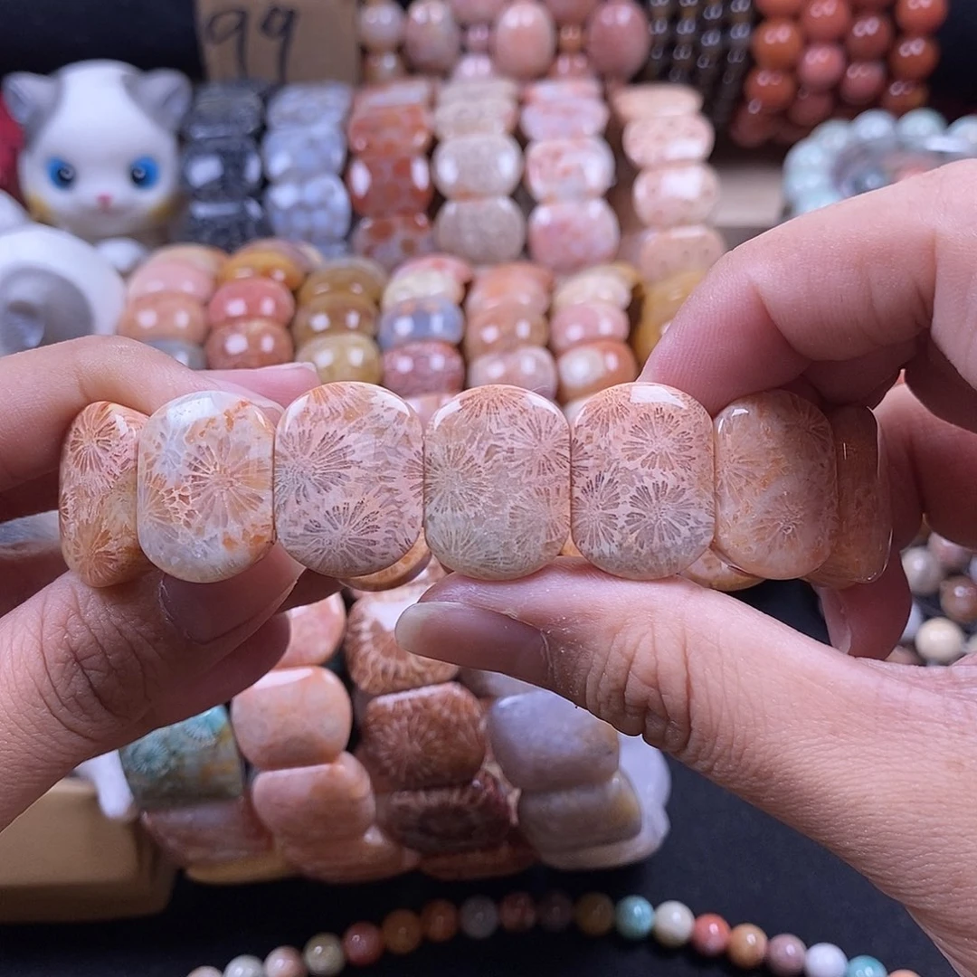 硅化珊瑚（珊瑚玉）手牌未镶嵌34