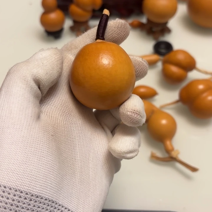 泡***花天然手捻老皮的葫芦