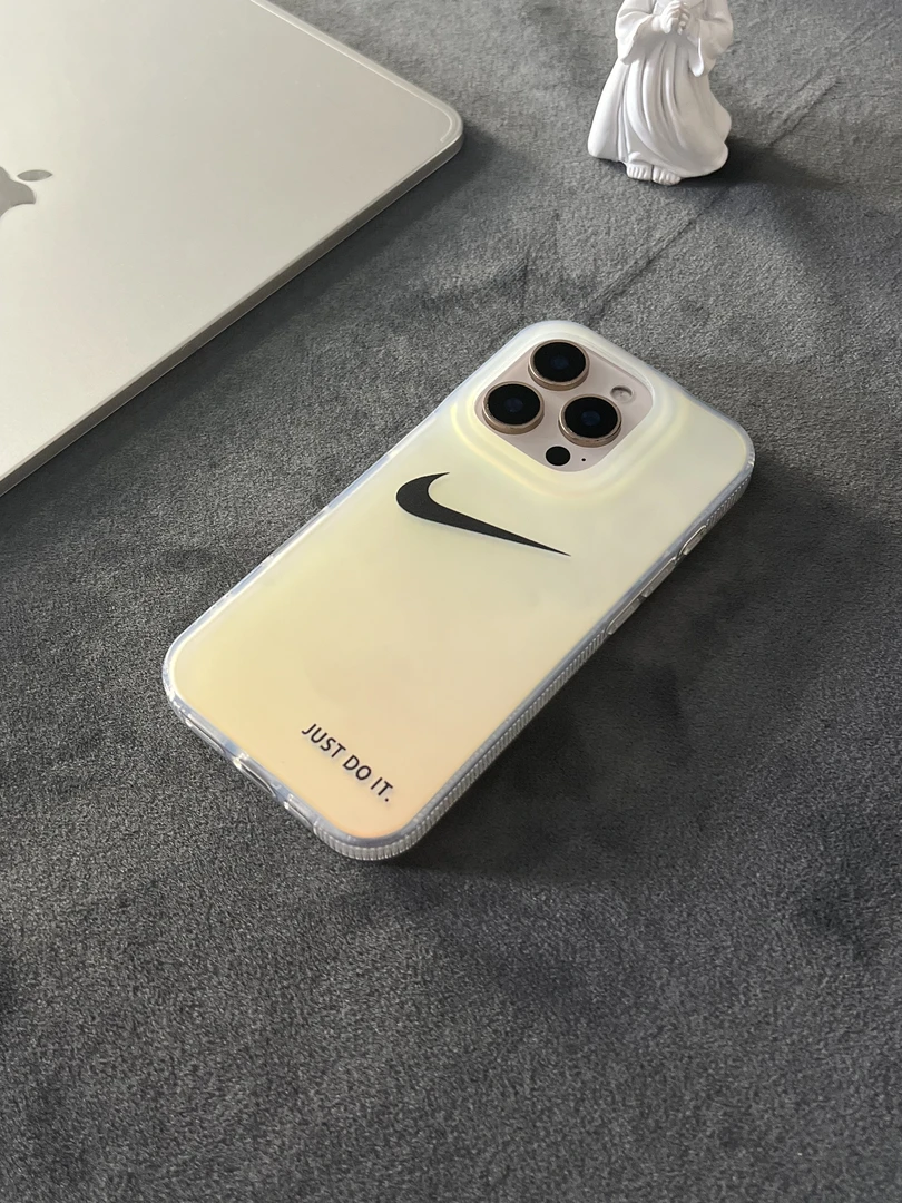 勇敢去做潮牌标志适用于苹果iPhone16promax/15plus/14/13p手机壳