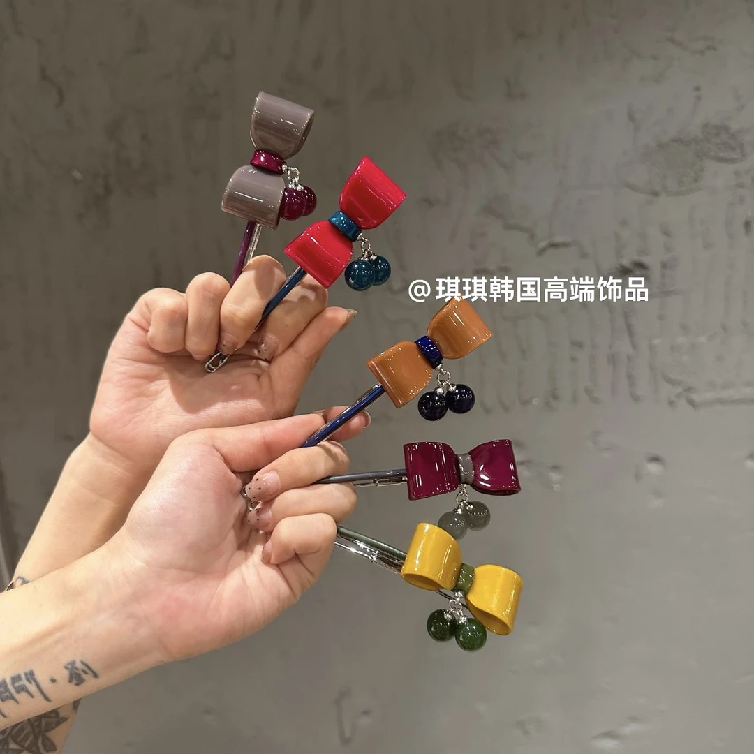 【琪琪】韩国AZNAVOUR阿兹娜树脂小糖豆蝴蝶结卡扣一字夹精致超重工