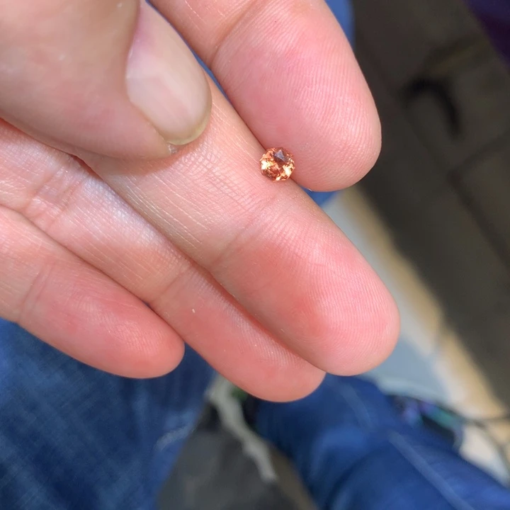 尖晶石裸石未镶嵌裸石40分