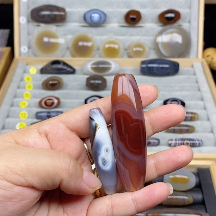 未镶嵌玛瑙/玉髓珠宝奇石九***子