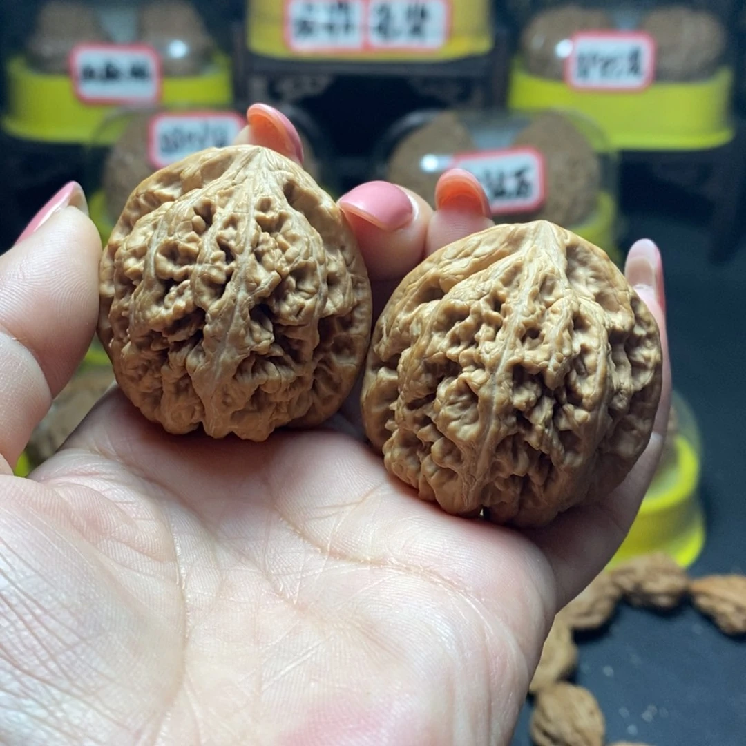 文玩核桃把件8号大粗筋41尺全品