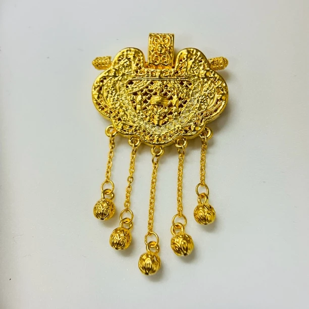 足金饰品/天子门生流苏锁包/4.79/1C5B1815/Q