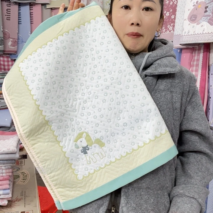 棉特价促销绿色小马