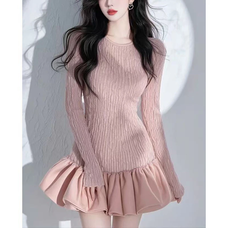 法式洋气高级感超好看连衣裙女春季新款修身圆领花边拼接气质裙子