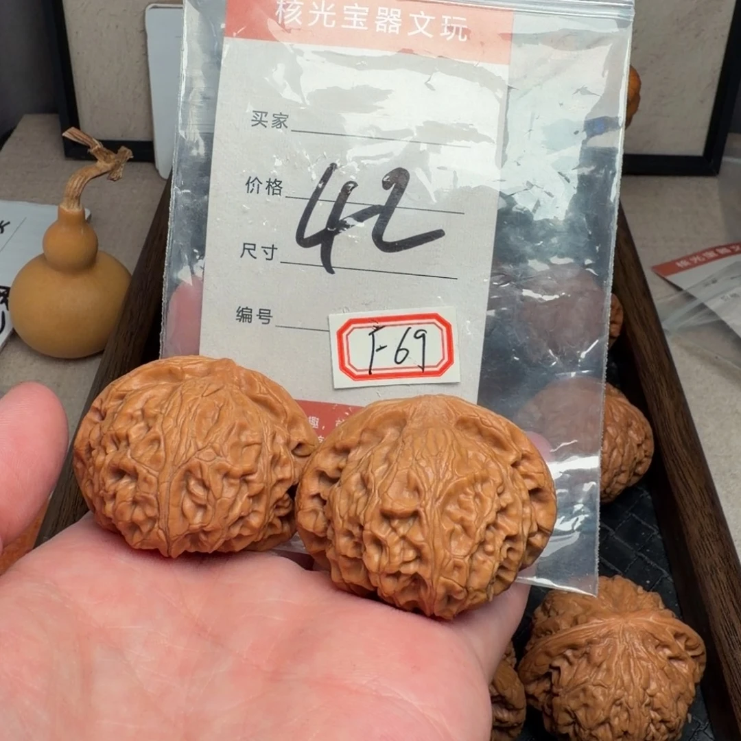 文玩核桃把件42宫灯69号
