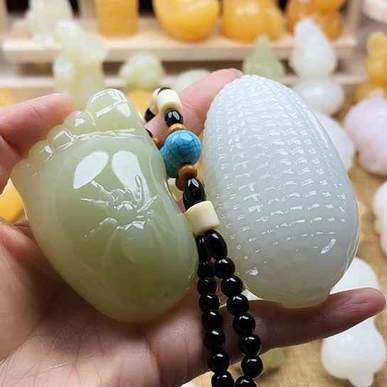 仰***空玉天然玉石手把件