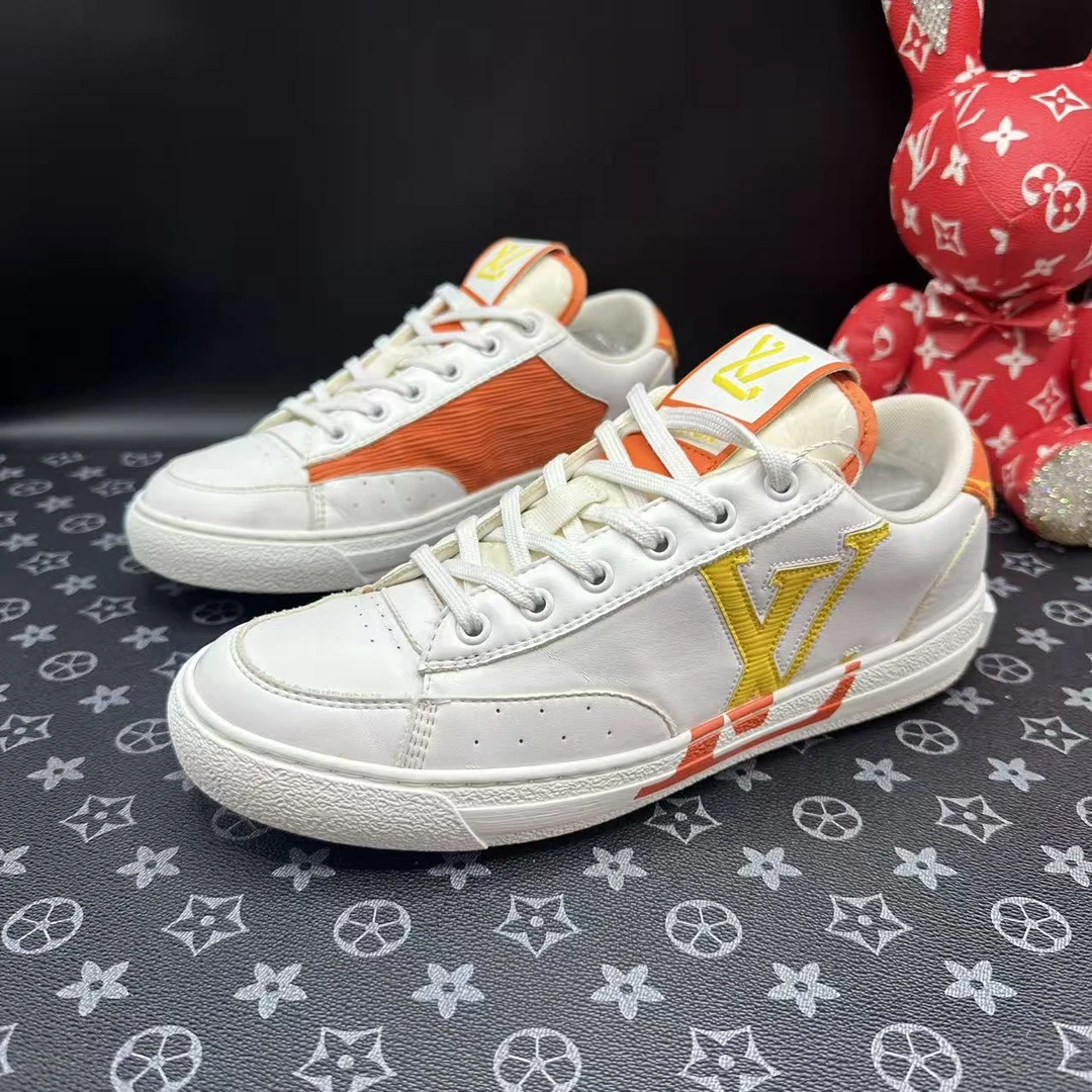 95新 LouisVuitton/路易威登 白橙错位查理板鞋39欧码 ddm3018