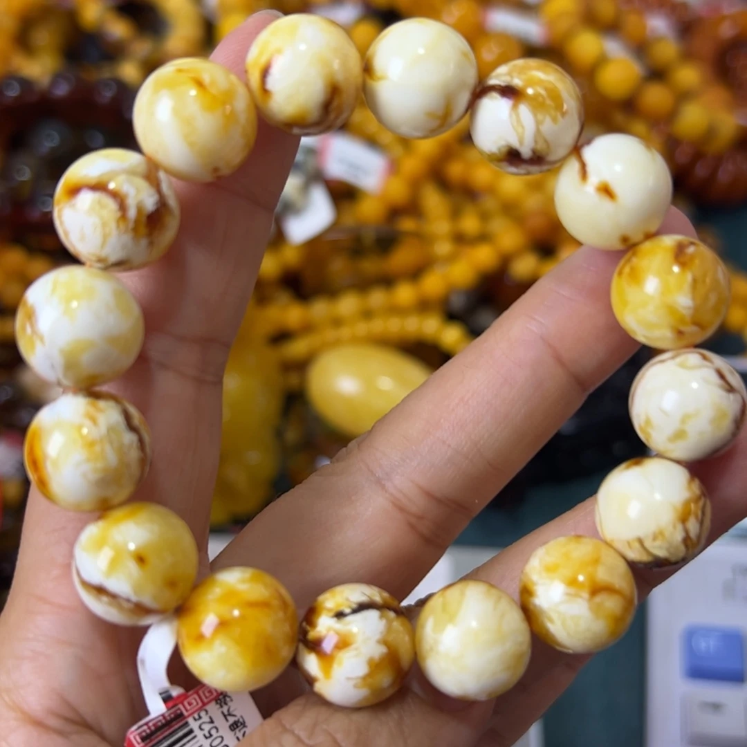未镶嵌琥珀珠宝奇石51