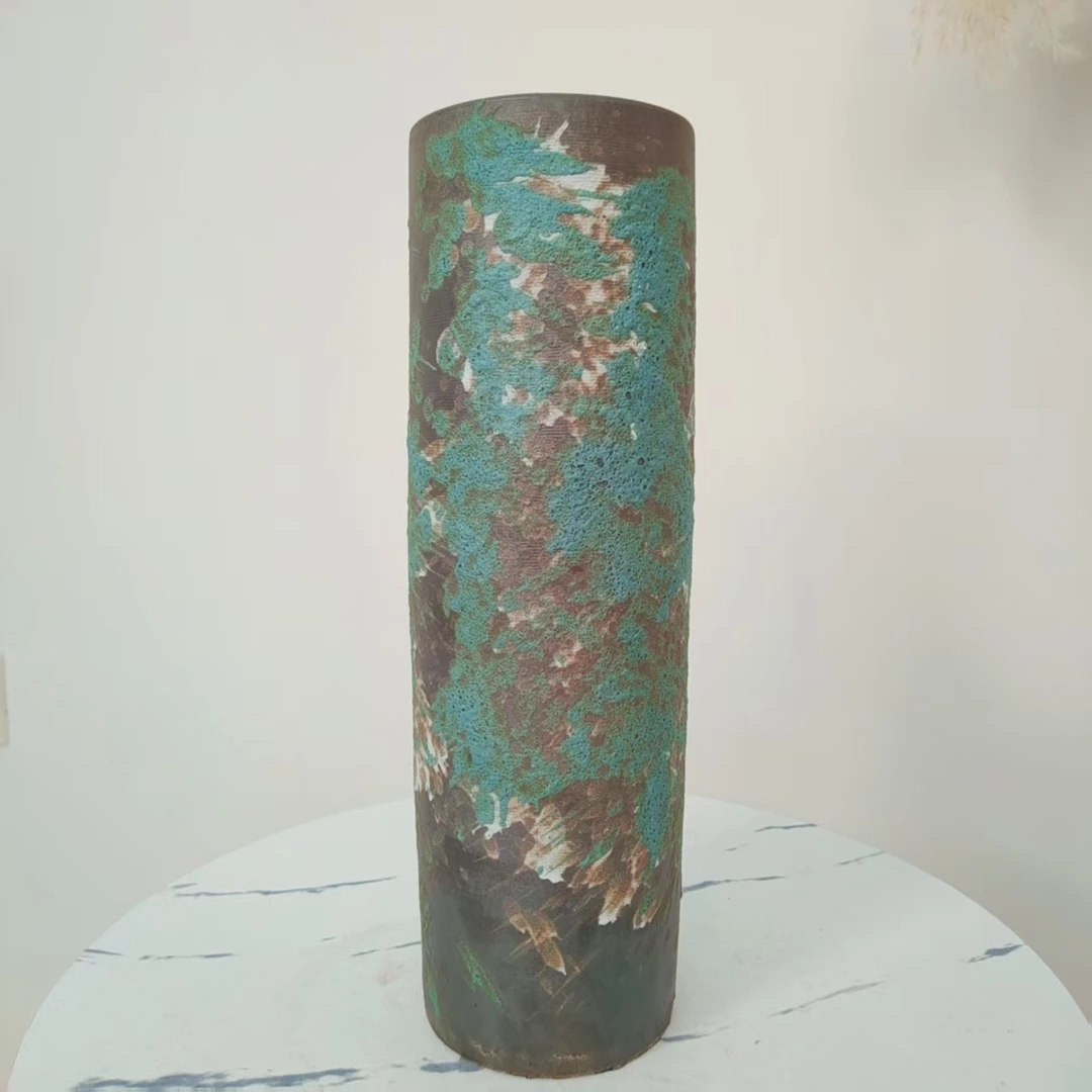 Hi~我是直播间同款景德镇陶瓷纯手工花瓶哦~~专用摆件