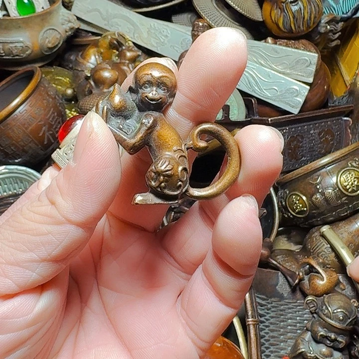 铜器摆件收收藏藏